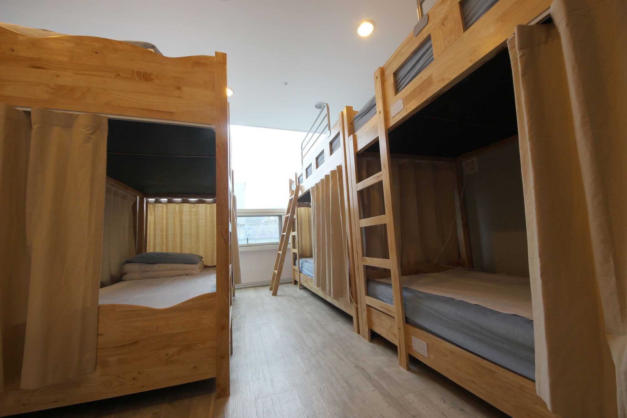 Hostel The New Day 釜山 外观 照片